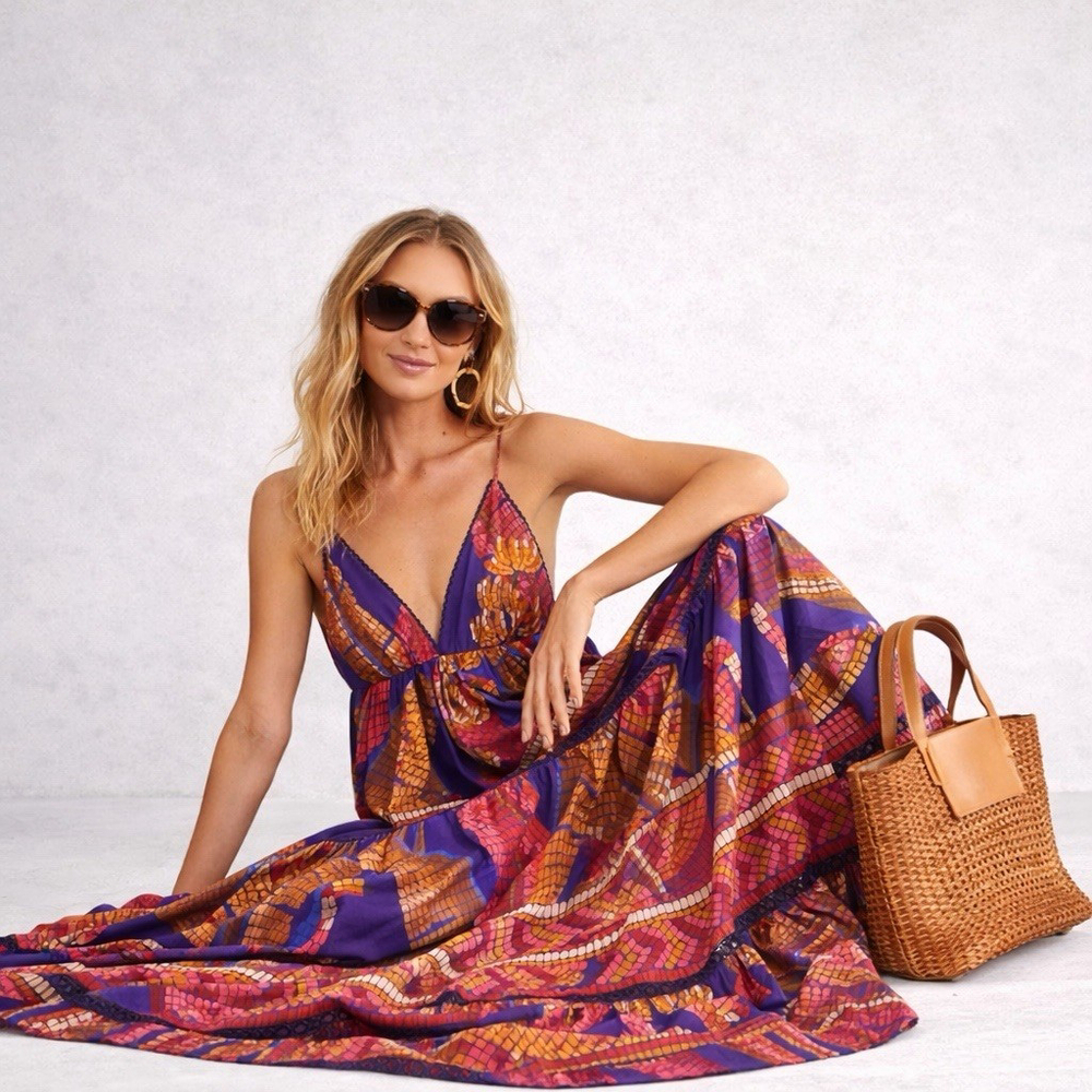 NWT Farm Rio Blue Forest Mosaic Maxi Dress Size:L Boho Tiered V Neck MSRP:$230 - Picture 3 of 12